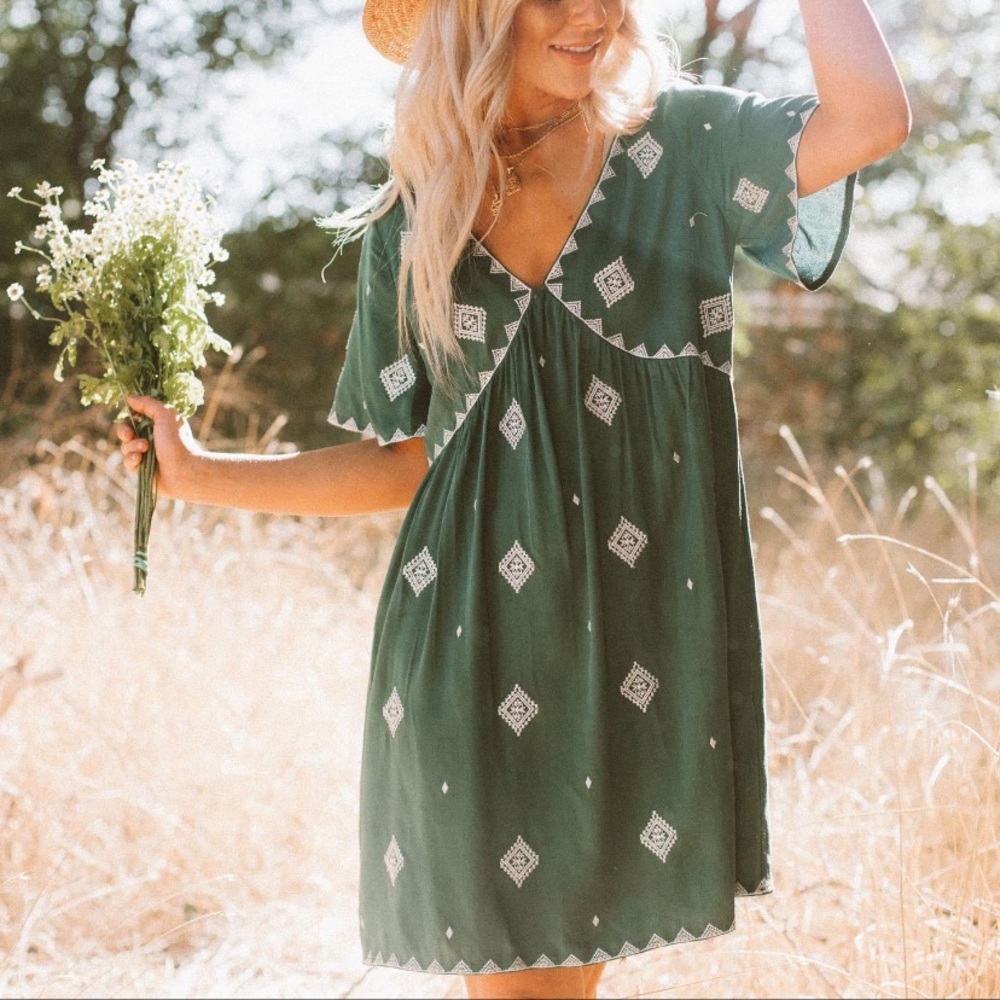 Lucy Avenue green embroidered dress